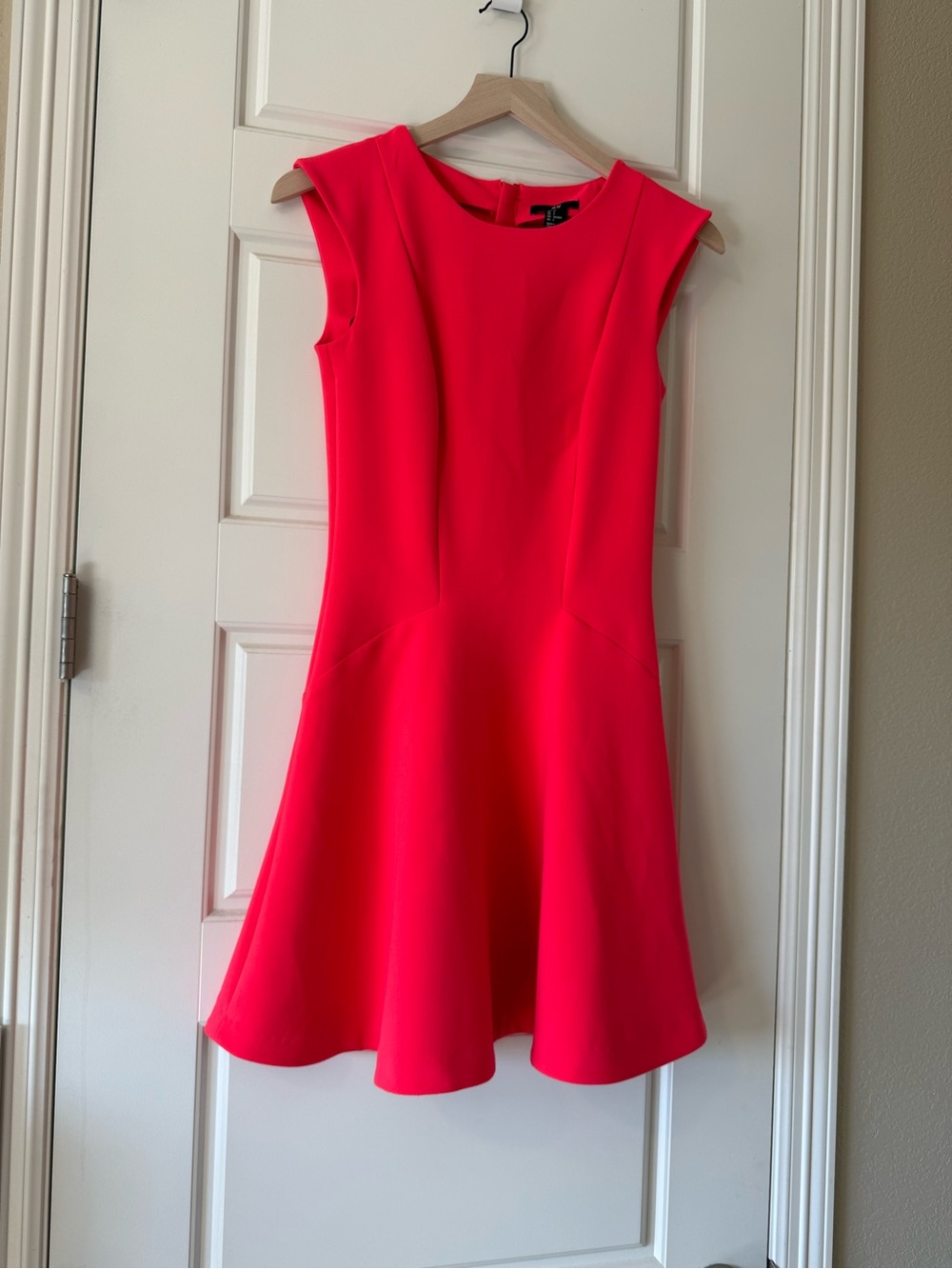 H&M Neon Pink Fit & Flare Dress Size 4 Sleeveless Skater Cocktail Dress